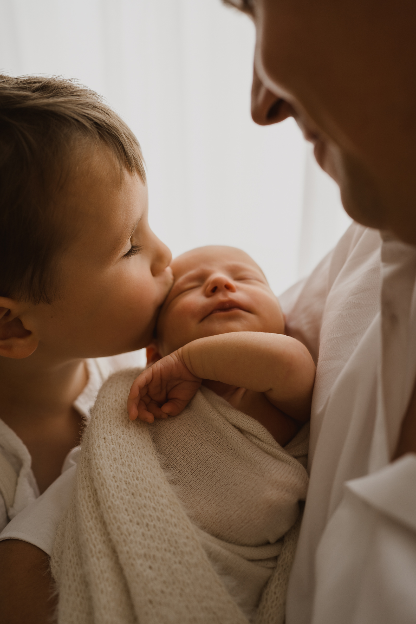 FAMILENSHOOTING STUDIO BERLINFOTOGRAFIE BERLIN STUDIO-1